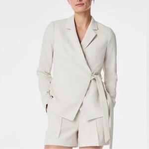NWT SPANX, Spanx Opacity Crepe Wrap Blazer, Small in Cream